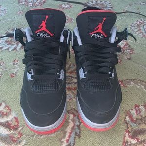 Jordan bred 4
